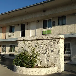Motel Economy